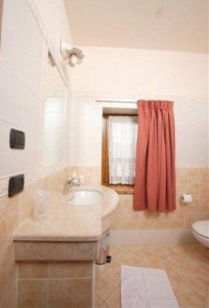 Locanda Borgo Chiese Castel Condino 객실 사진